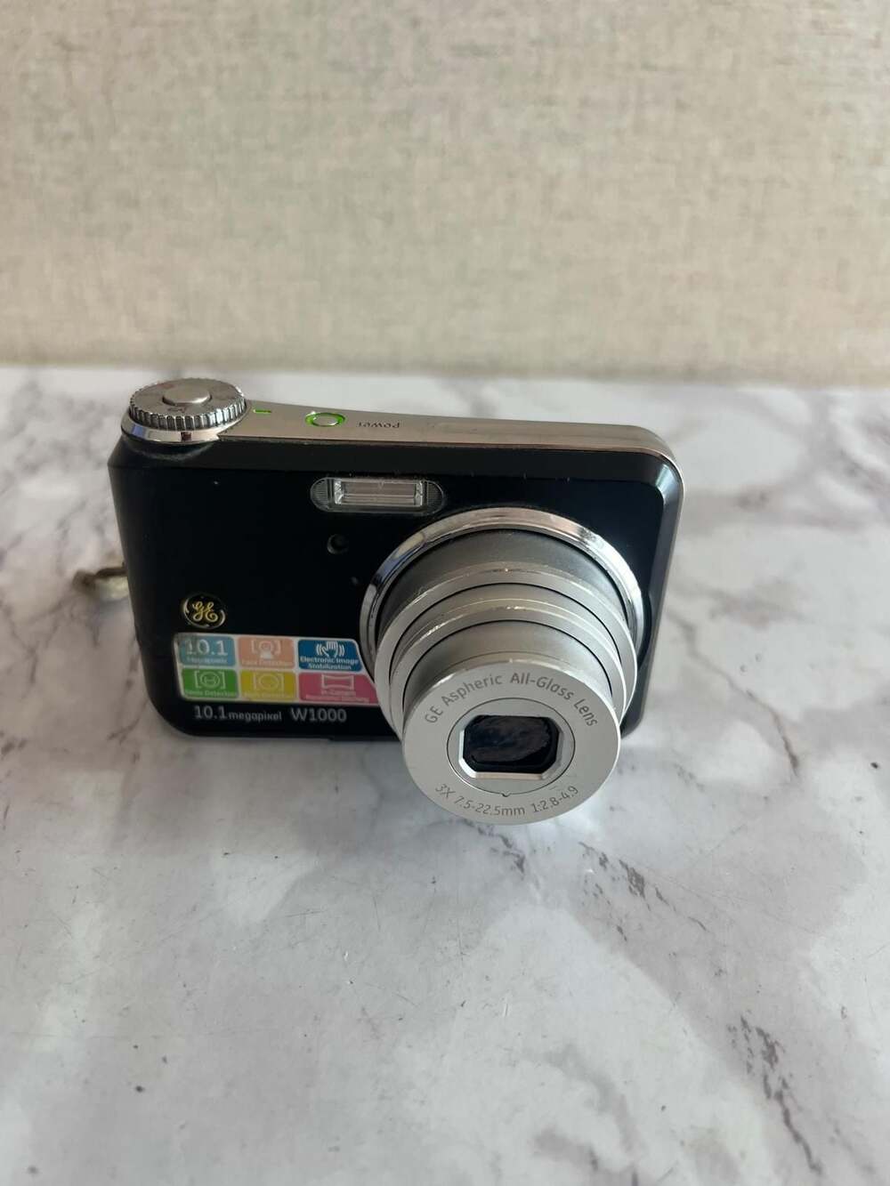 GE W1000 10.1MP Compact Digital Camera Black